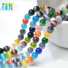 Bijoux de perles rondes multicolores d&#39;oeil de chat faisant le brin d&#39;artisanat